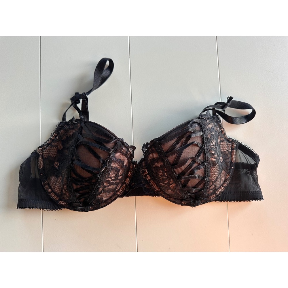 Adore Me Black Lace Corset Detail Push Up Bra 36C Nude Lining Floral Underwire